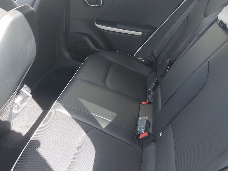 More views of Kia K4