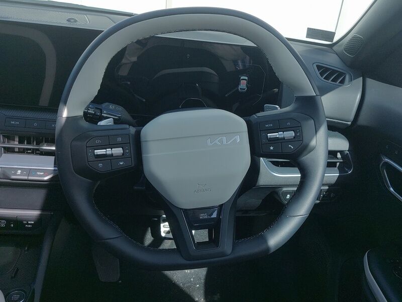 More views of Kia K4