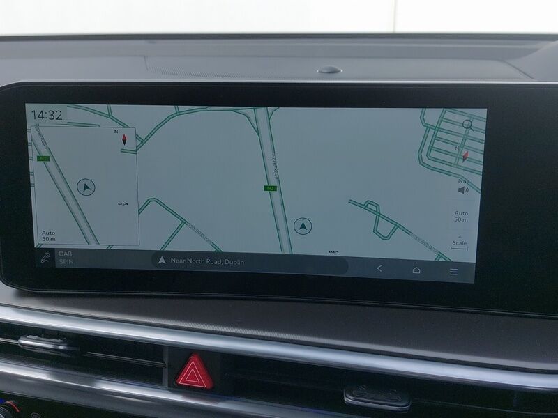 More views of Kia Sorento