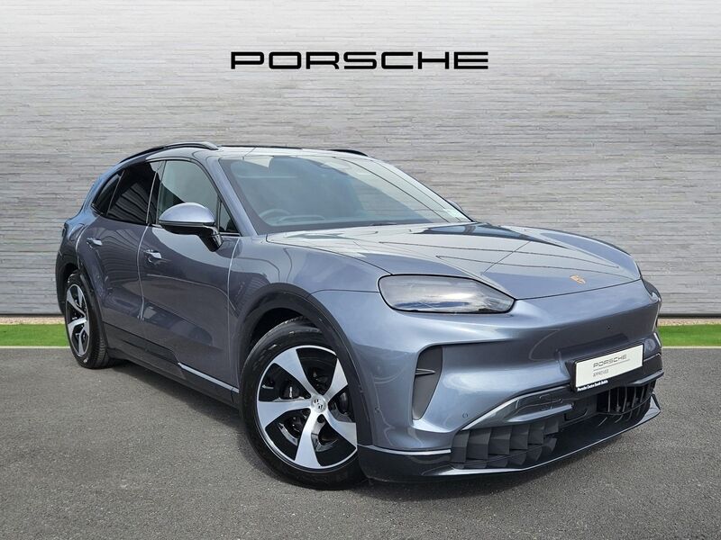 More views of Porsche Cayenne