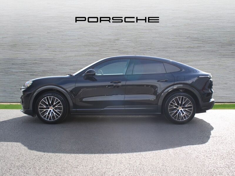 More views of Porsche Cayenne