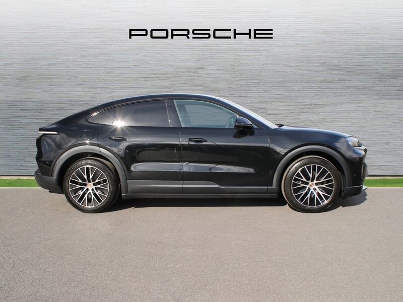 More views of Porsche Cayenne