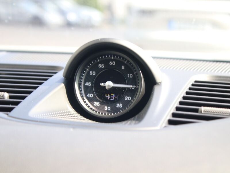 More views of Porsche Panamera