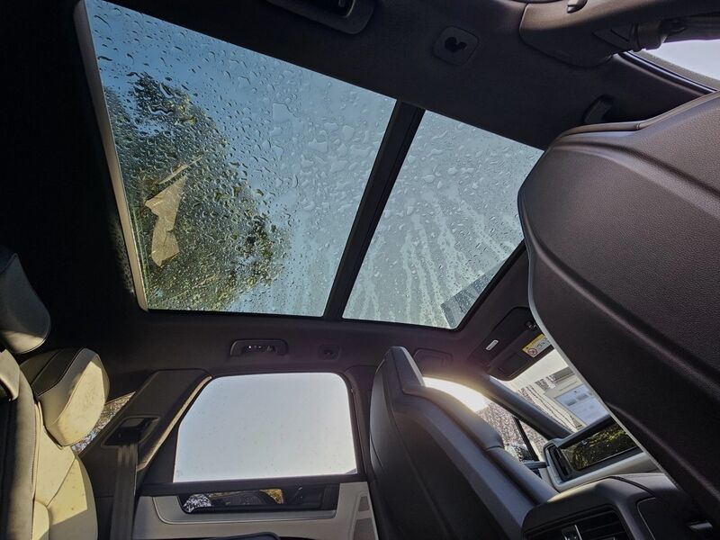 More views of Porsche Cayenne