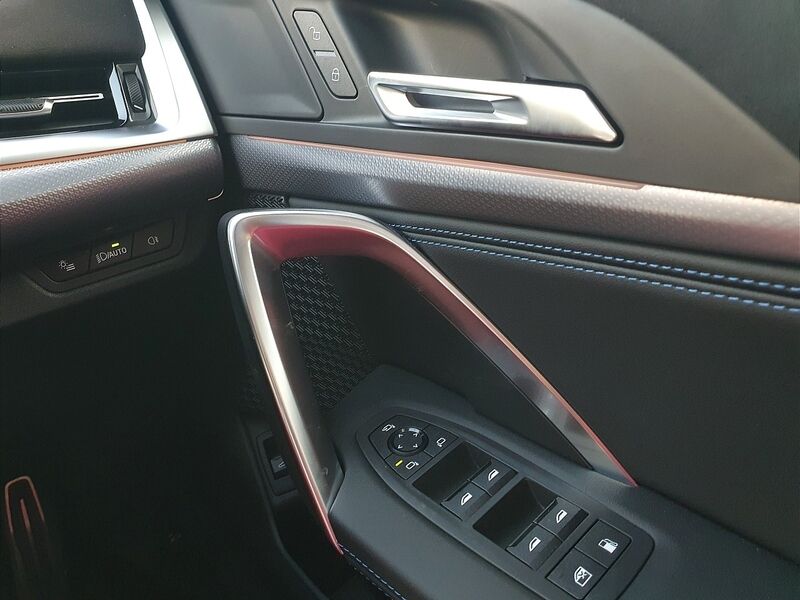 More views of BMW X1