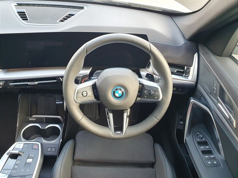 More views of BMW X1