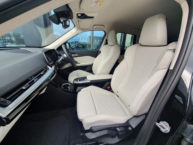 More views of BMW X1