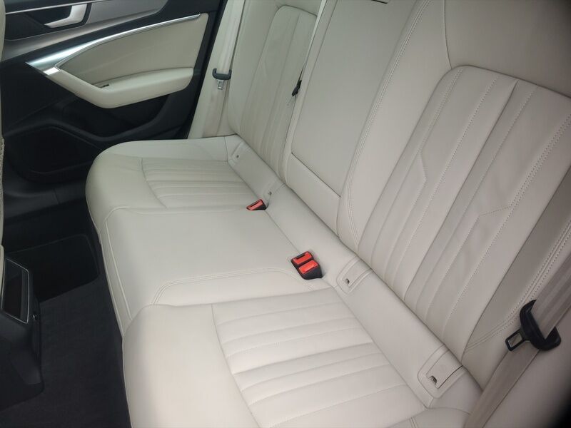 More views of Audi A6