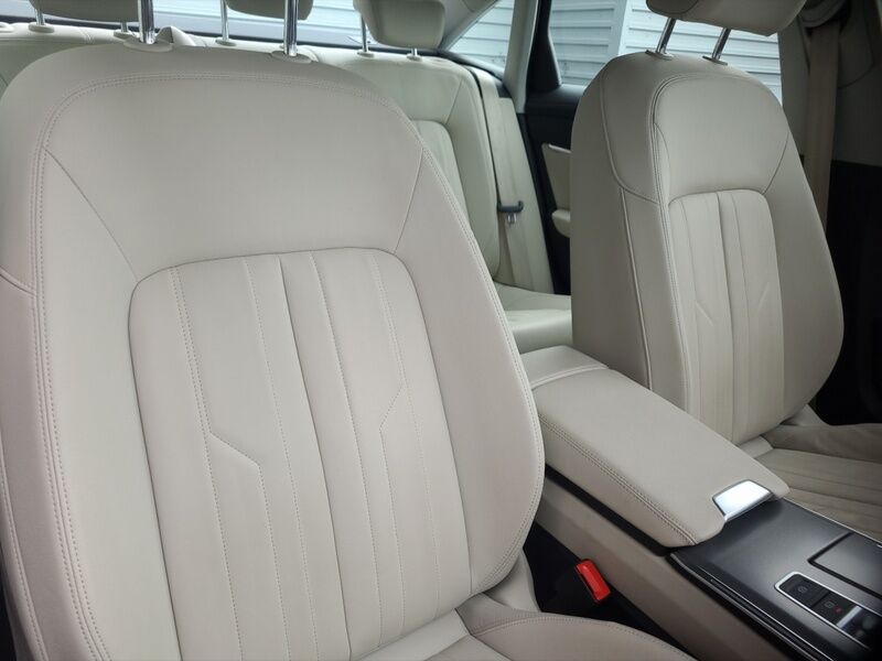 More views of Audi A6