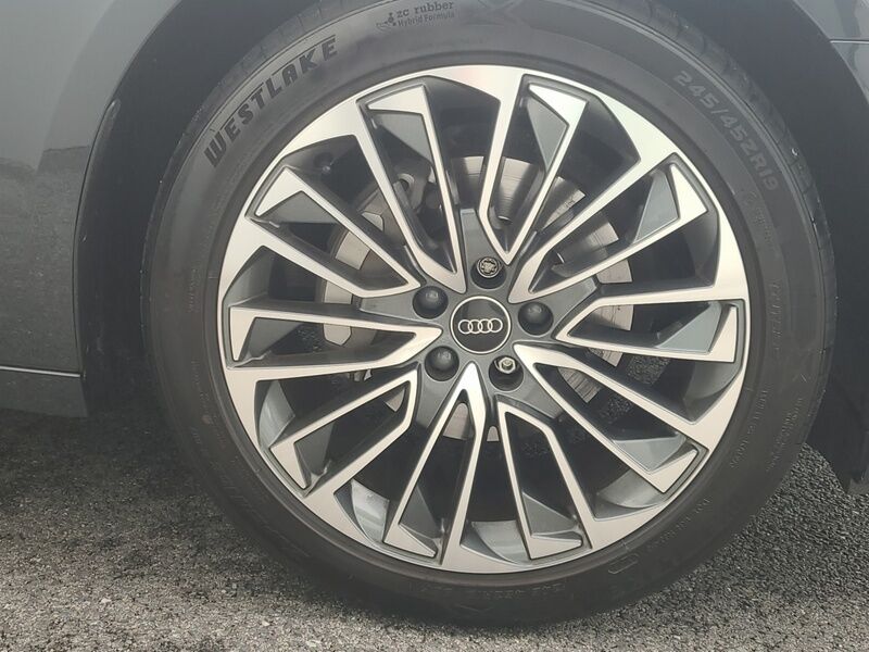 More views of Audi A6
