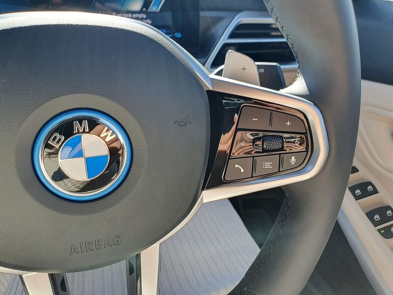 More views of BMW 3-Series