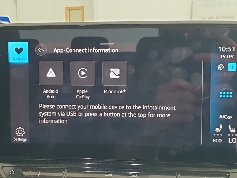 More views of Volkswagen ID.4