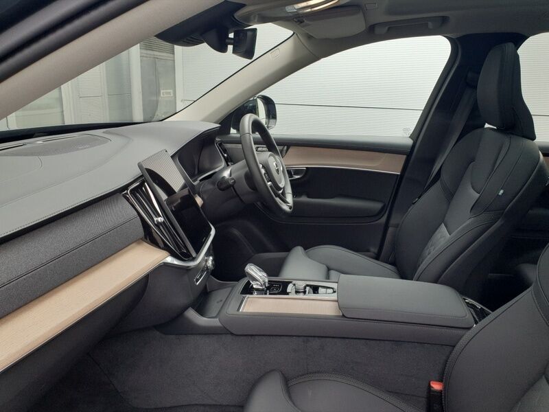 More views of Volvo XC90