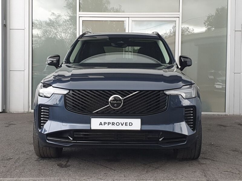 More views of Volvo XC90