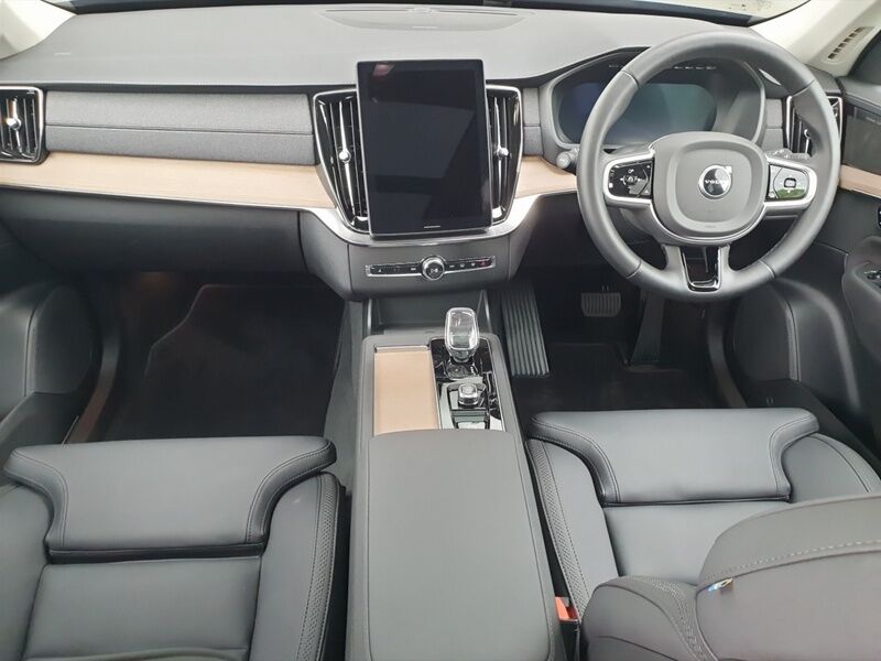 More views of Volvo XC90