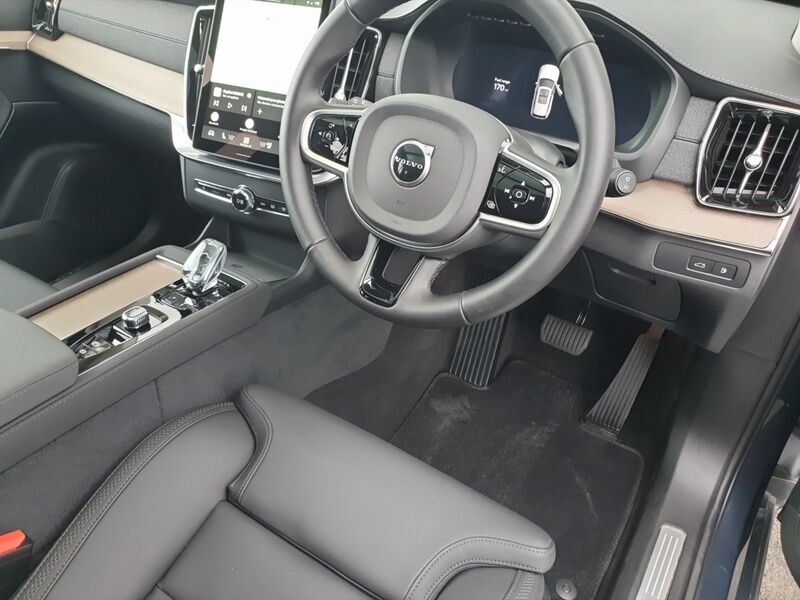 More views of Volvo XC90