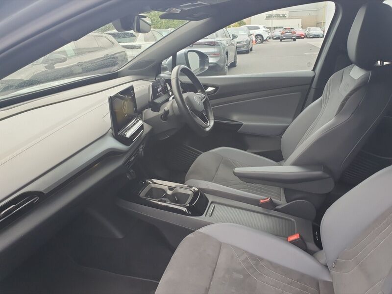 More views of Volkswagen ID.4