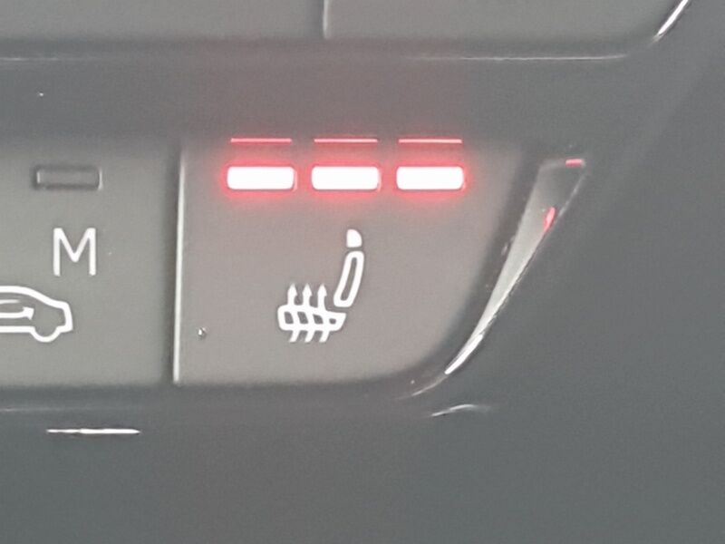More views of Audi Q4 e-tron