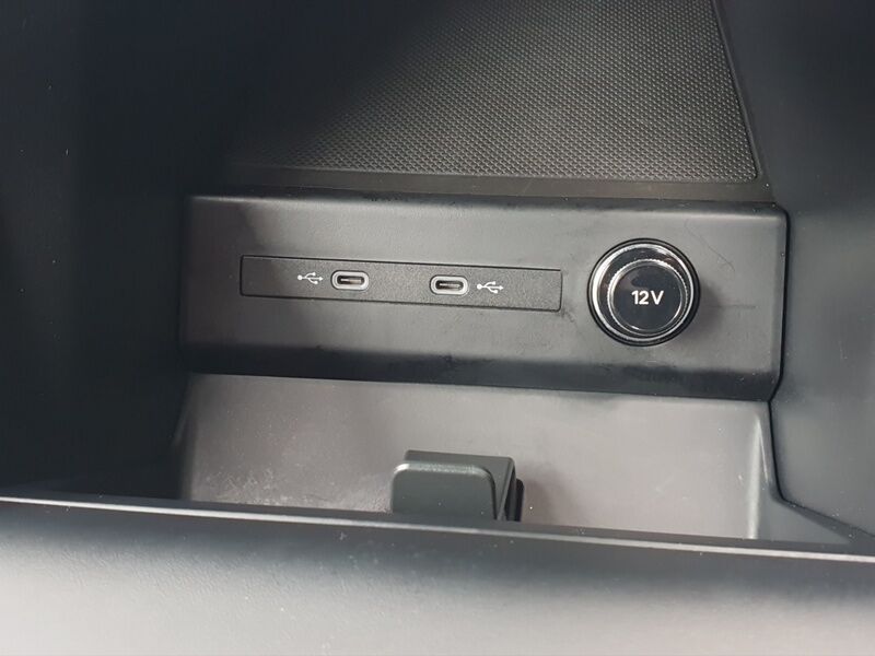 More views of Audi Q4 e-tron
