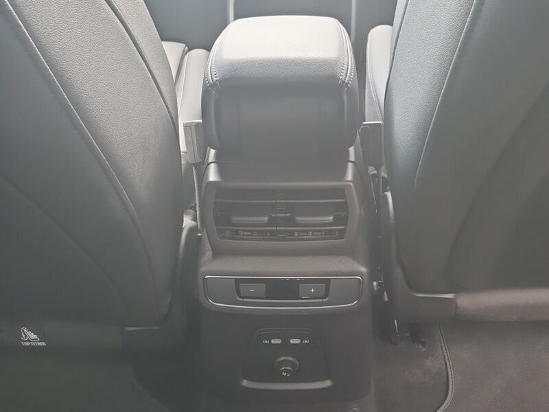 More views of Audi Q4 e-tron