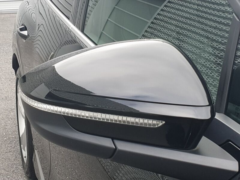 More views of Audi Q4 e-tron