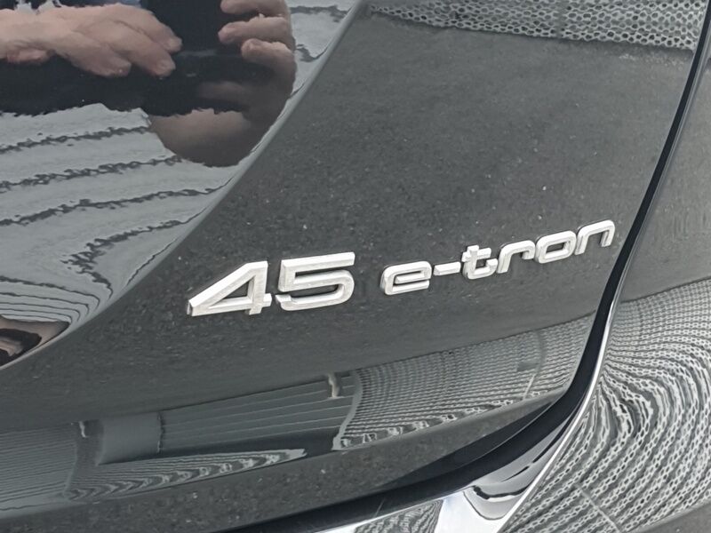 More views of Audi Q4 e-tron