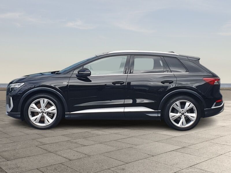 More views of Audi Q4 e-tron