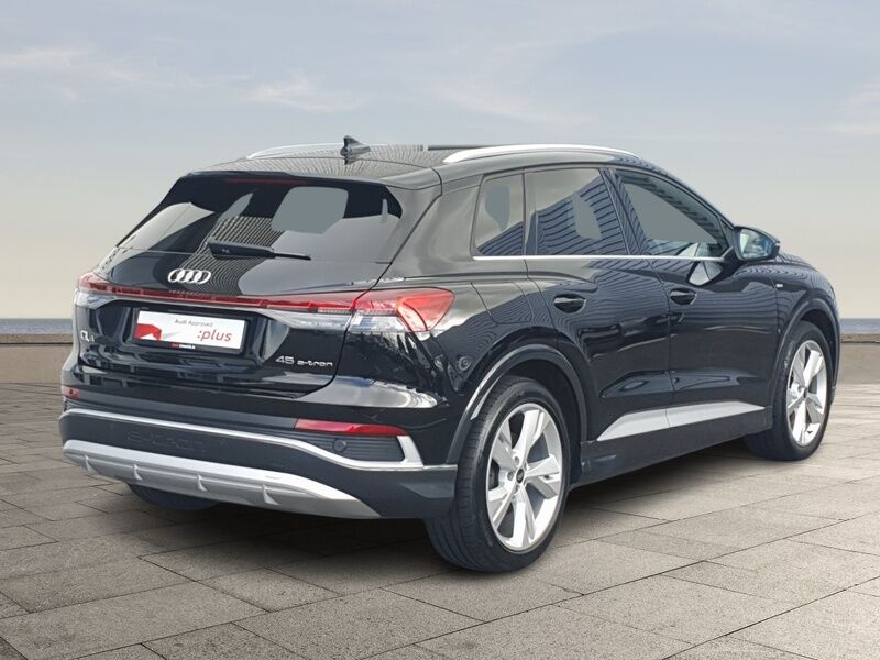 More views of Audi Q4 e-tron