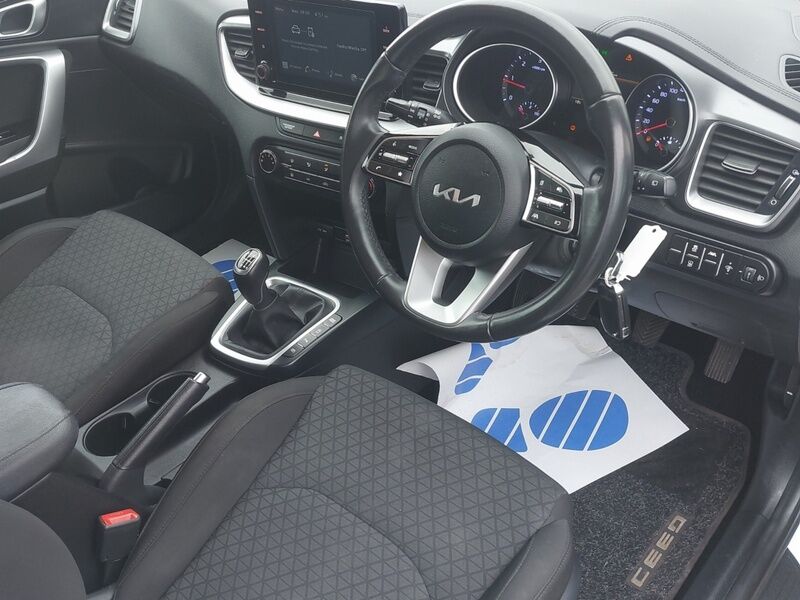 More views of Kia Ceed