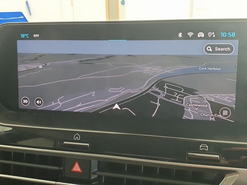 More views of Citroen e-C4 X