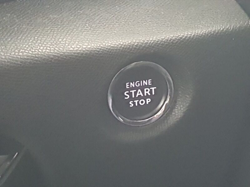 More views of Citroen e-C4 X