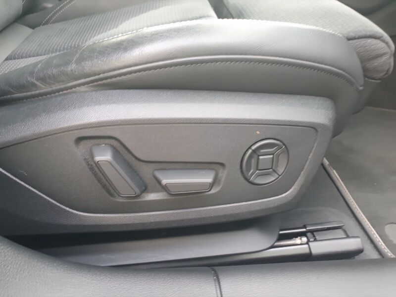 More views of Audi A6