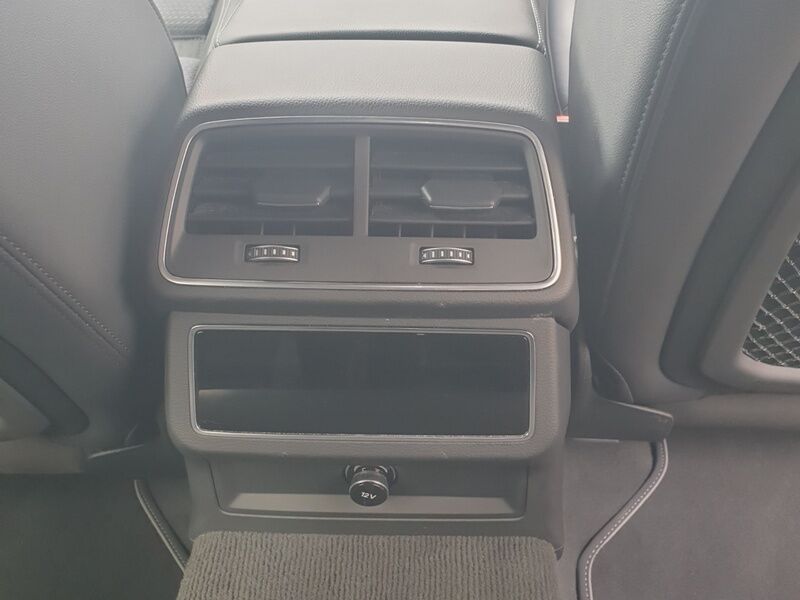 More views of Audi A6