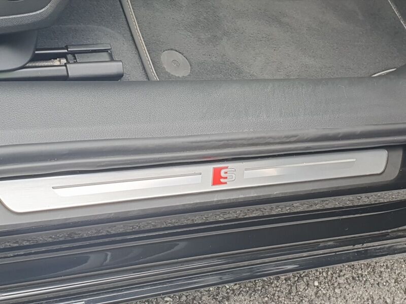 More views of Audi A6