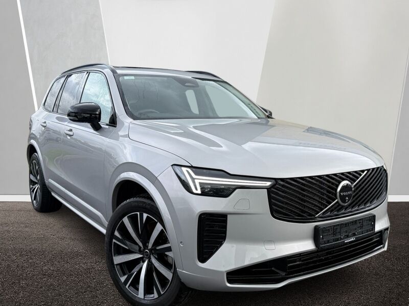 More views of Volvo XC90