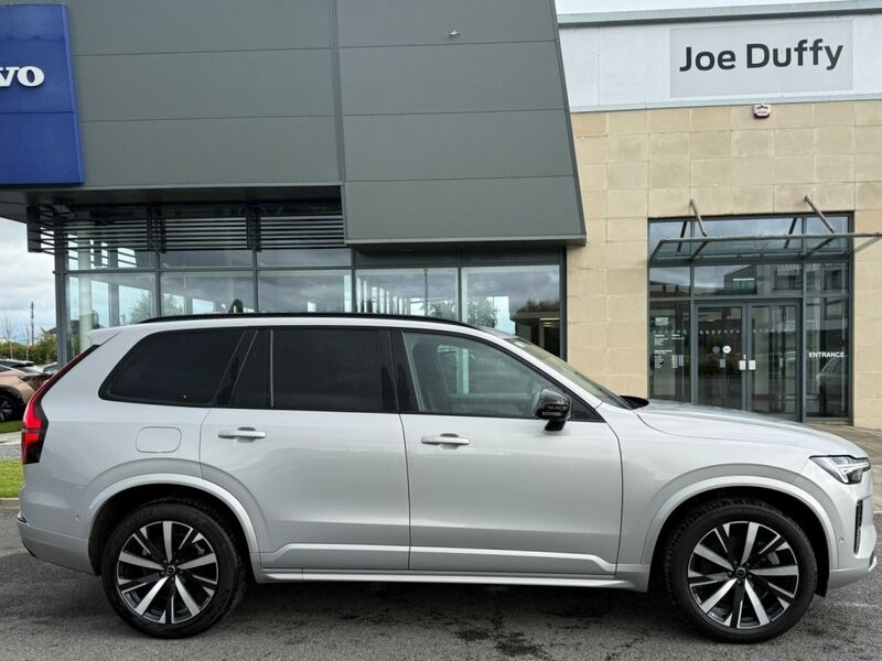 More views of Volvo XC90