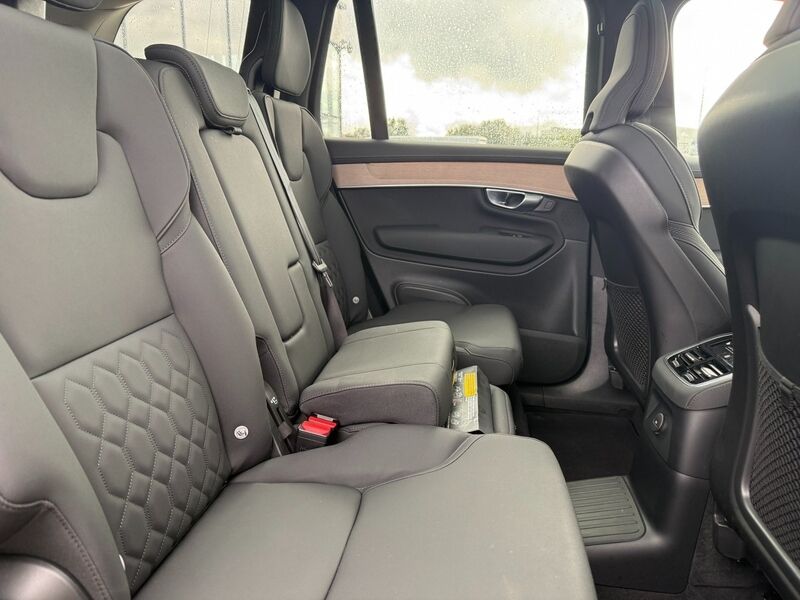 More views of Volvo XC90
