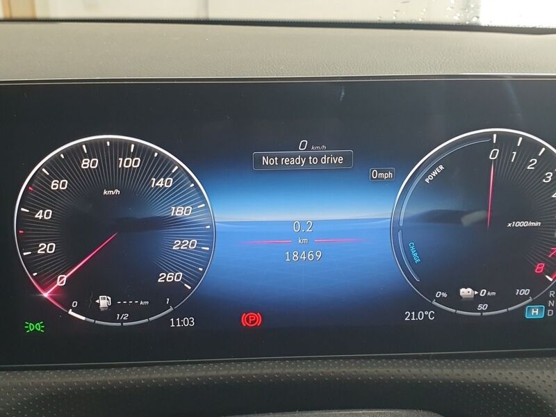 More views of Mercedes-Benz CLA