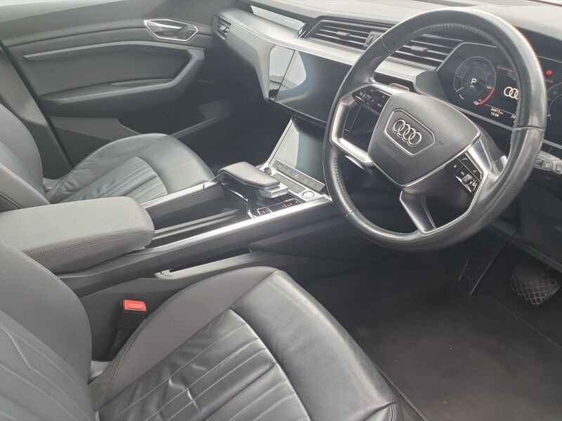 More views of Audi e-tron