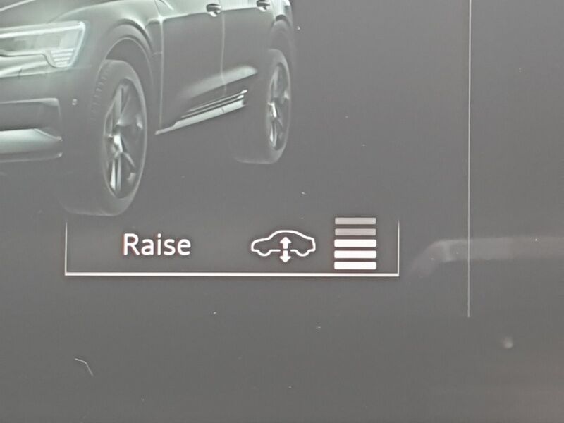 More views of Audi e-tron