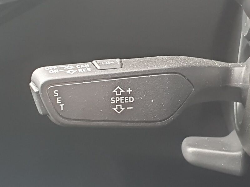 More views of Audi e-tron