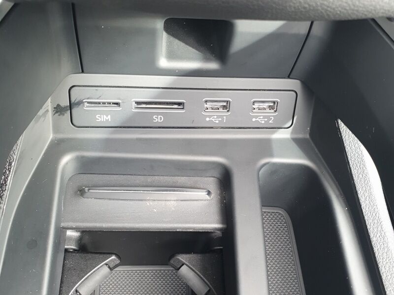 More views of Audi e-tron