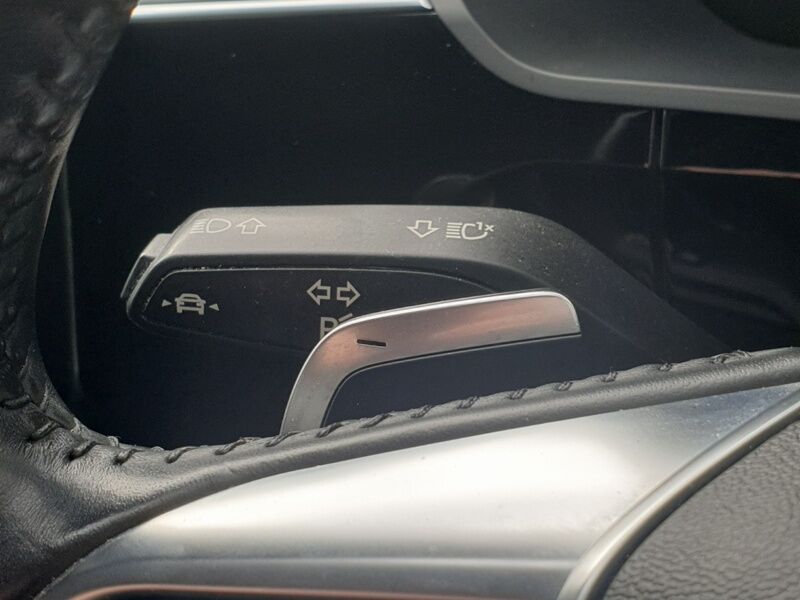 More views of Audi e-tron