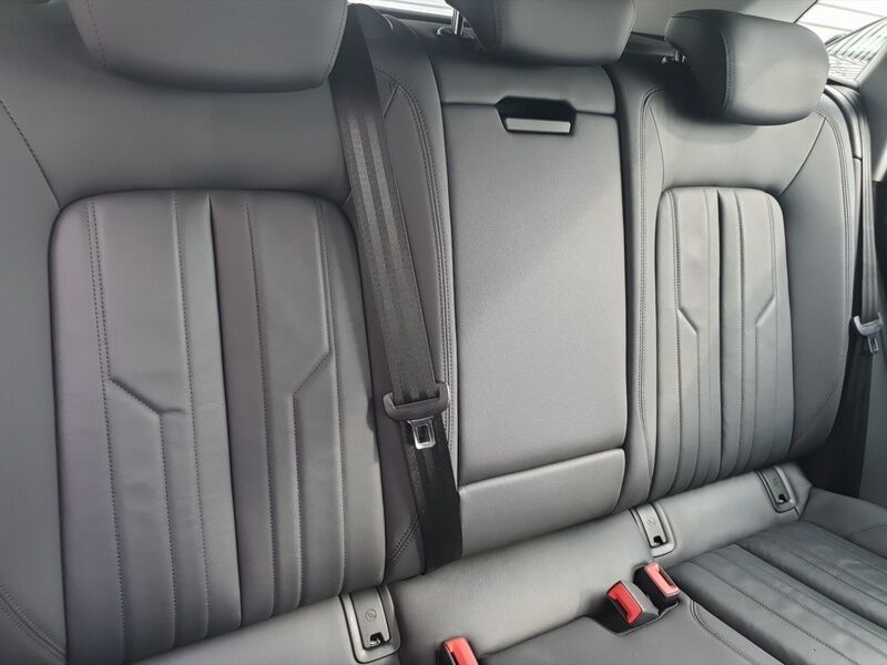 More views of Audi e-tron