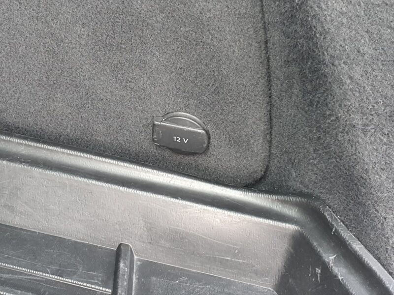 More views of Audi e-tron