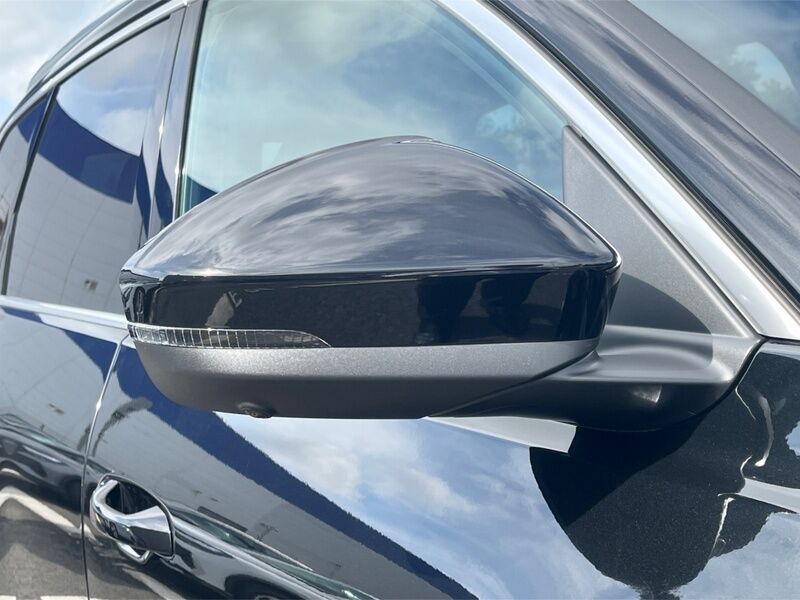 More views of Audi Q7