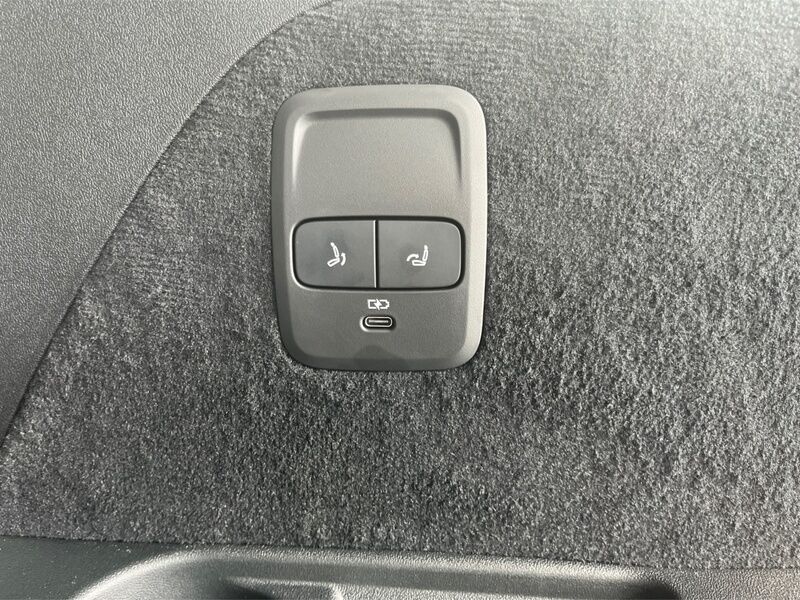 More views of Audi Q7