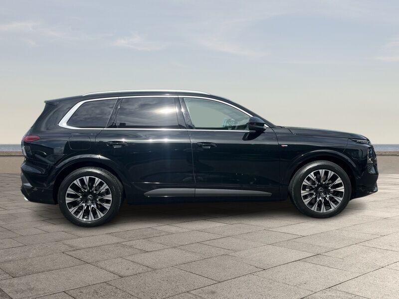 More views of Audi Q7