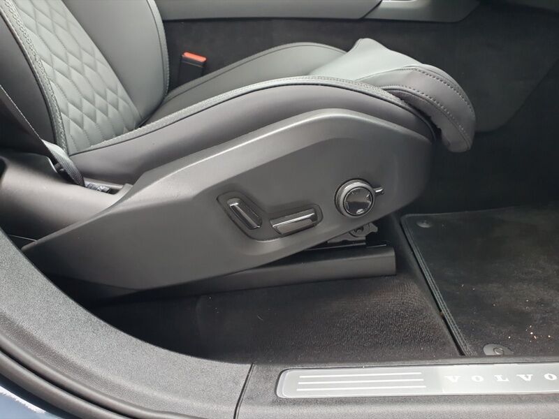 More views of Volvo XC90