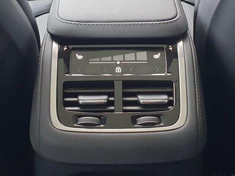 More views of Volvo XC90